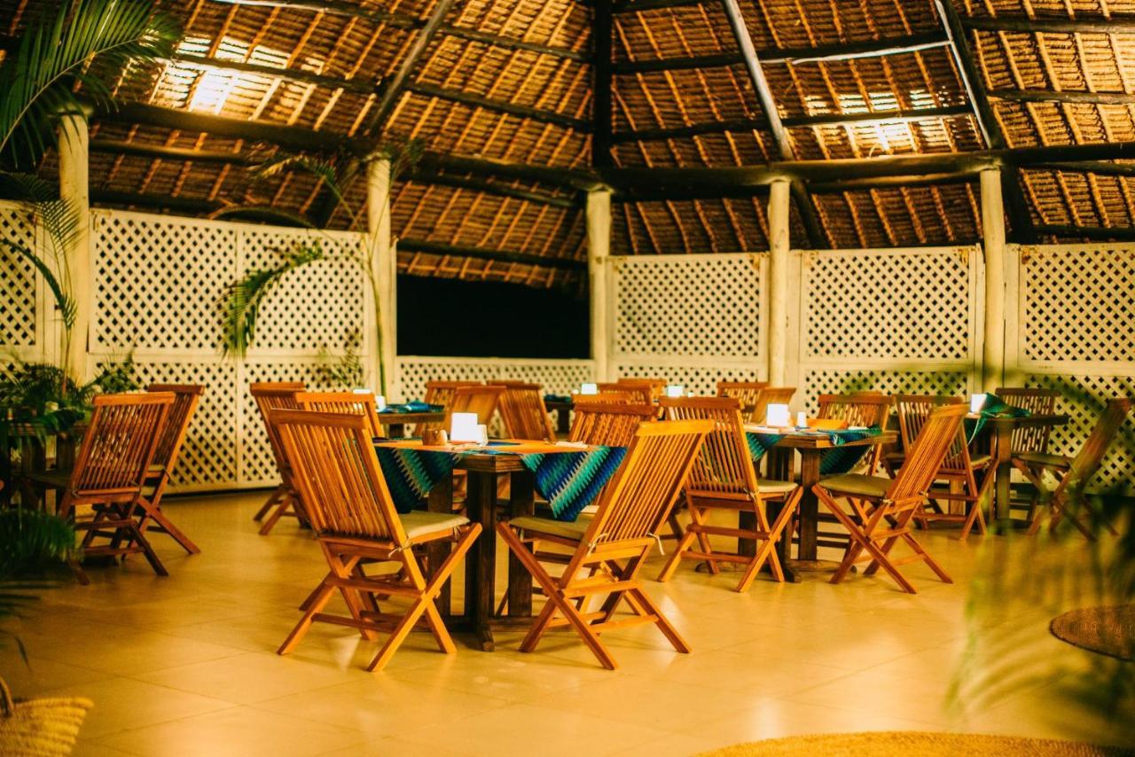 Kivuli Beach Resort パジェ エクステリア 写真